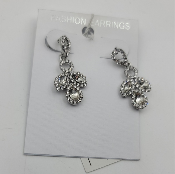 Fashion Rhinestone dangling earrings - Picture 3 of 4
